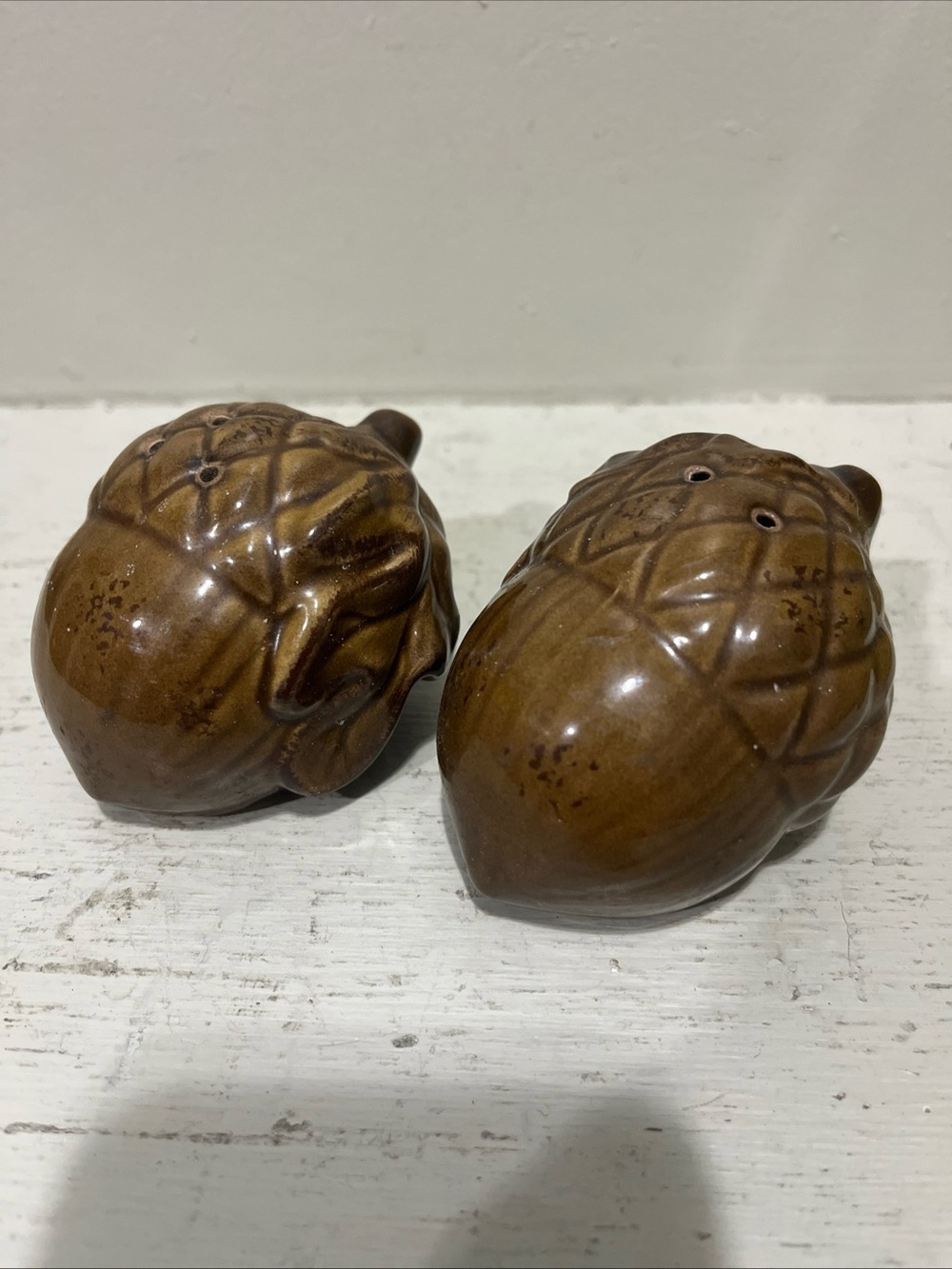 VTG Brown Ceramic Acorn Salt & Pepper Shakers